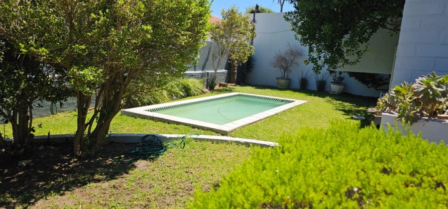 4 Bedroom Property for Sale in Camps Bay Western Cape